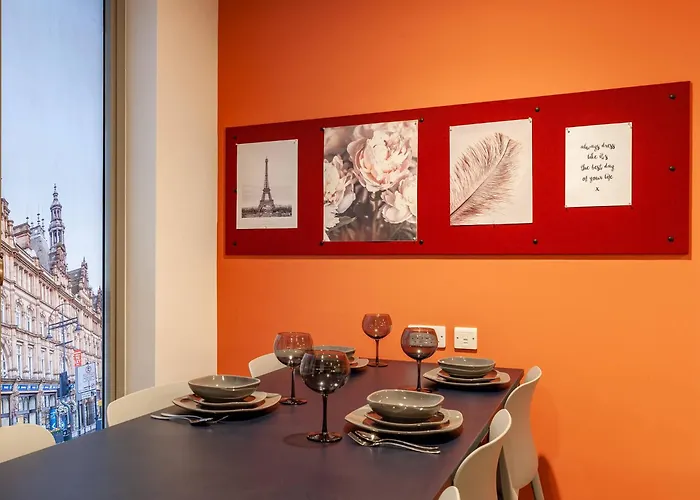 Terry Frost Budget-friendly Ensuite For Students Only Leeds